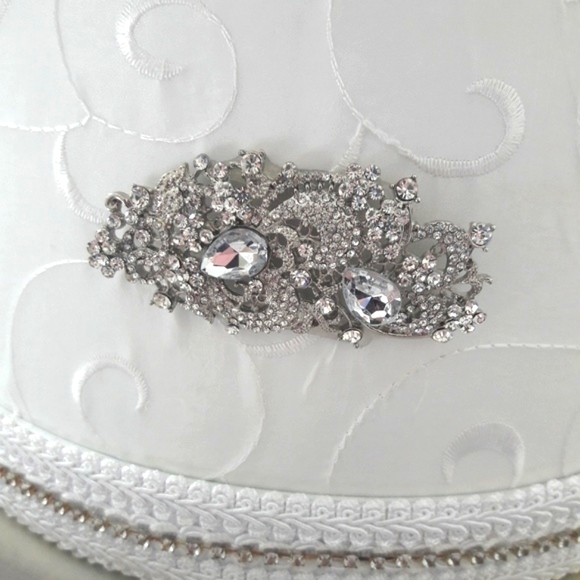 STUNNING VINTAGE INSPIRED WEDDING ENVELOPE HOLDER! - Picture 7 of 8